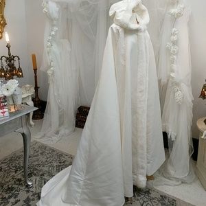 Wedding Cape with faux fur trim